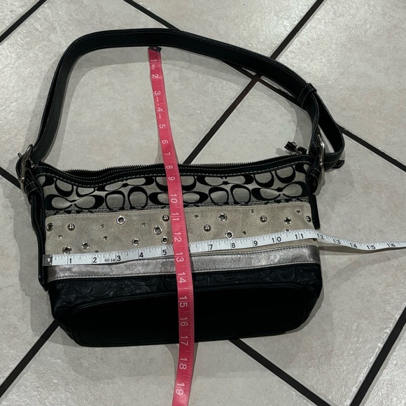 EUC Coach Duffle Black Leather, Suede, and Canvas shoulder bag 2008 - Picture 5 of 5